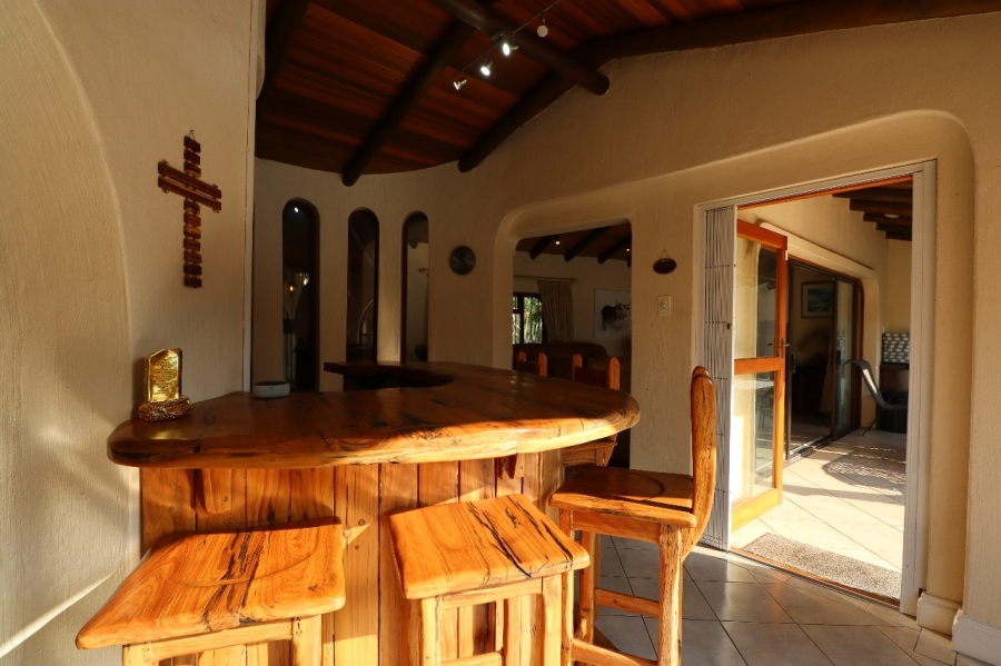 4 Bedroom Property for Sale in Summerstrand Eastern Cape